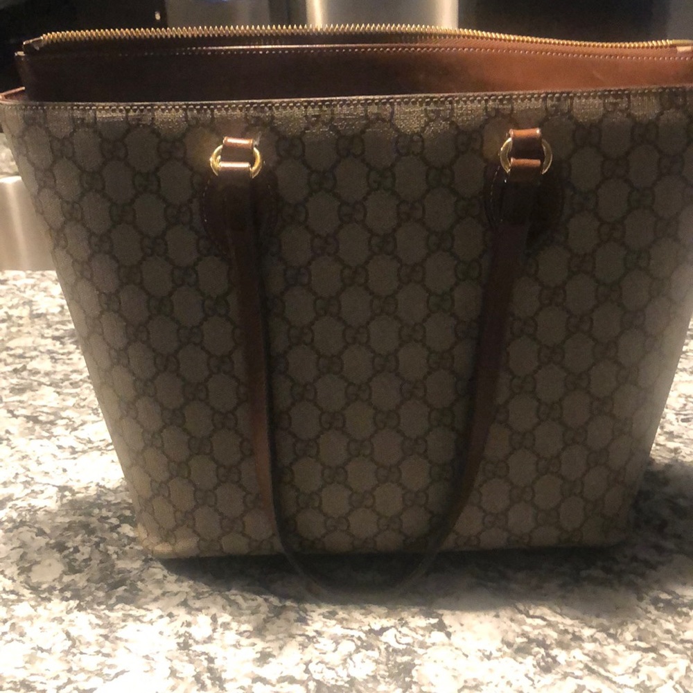 Handbag